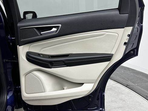 Used 2016 Ford Edge Titanium w/ Equipment Group 301A image 36