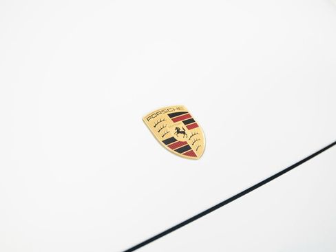 Certified 2025 Porsche Panamera 4 image 37