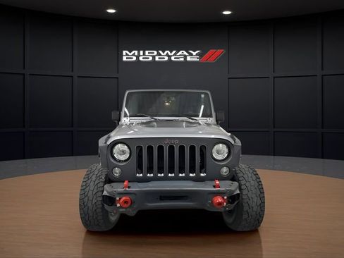 Used 2017 Jeep Wrangler Unlimited Rubicon image 5