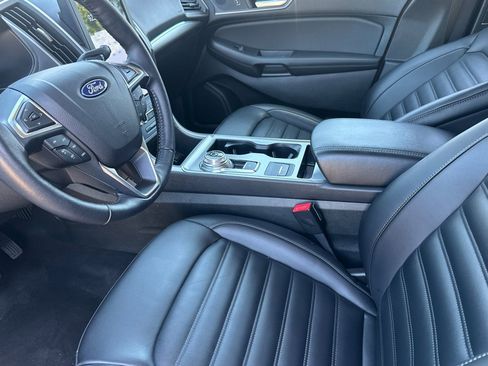 Used 2022 Ford Edge SEL w/ Convenience Package AWD/4WD image 10