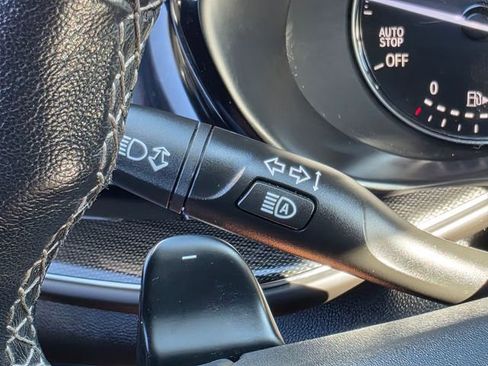 Used 2023 Buick Envision Essence image 35