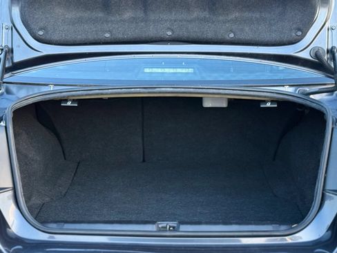 Used 2011 Subaru Legacy 2.5i Premium w/ All-Weather Pkg AWD/4WD image 27