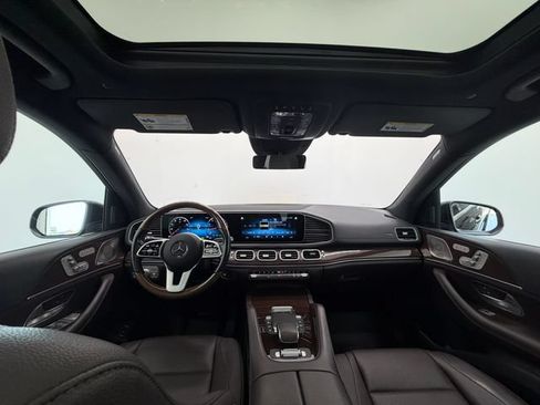 Certified 2021 Mercedes-Benz GLS 450 4MATIC image 21