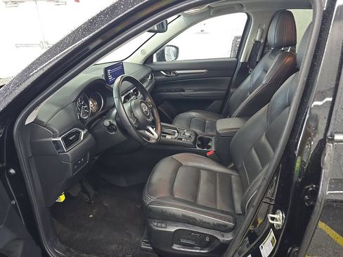 Used 2025 MAZDA CX-5 AWD 2.5 S w/ Preferred Package image 3