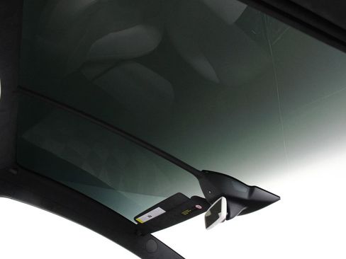 Used 2023 Tesla Model X Standard Range image 22