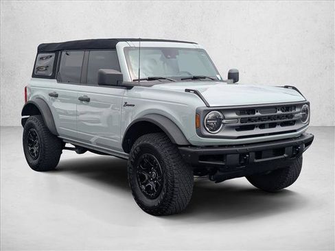 Certified 2023 Ford Bronco Big Bend w/ Sasquatch Package AWD/4WD image 3
