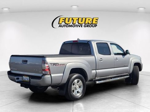 Used 2015 Toyota Tacoma PreRunner w/ TRD Sport Package RWD image 5