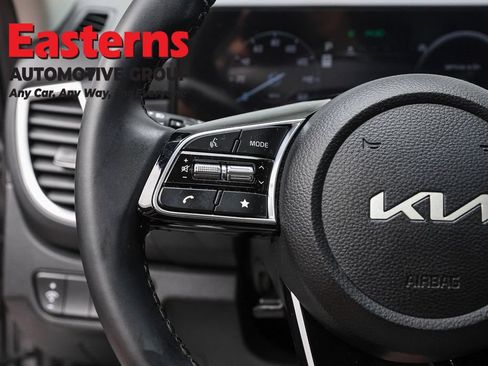 Used 2024 Kia Seltos EX AWD/4WD image 15