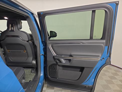 Used 2024 Rivian R1S Adventure image 19