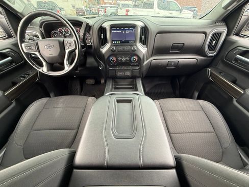 Used 2021 Chevrolet Silverado 1500 LT Trail Boss AWD/4WD image 17