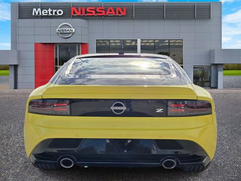 Used 2024 Nissan Z Performance w/ Floor Mat Package image 6