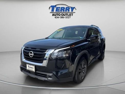 Used 2024 Nissan Pathfinder SV FWD image 4