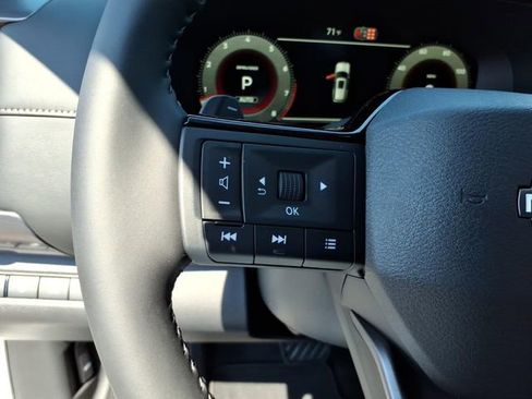 New 2026 Nissan Pathfinder SL AWD/4WD image 10
