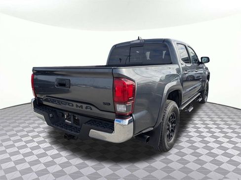 Used 2022 Toyota Tacoma SR5 image 3