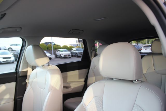 Used 2021 Kia Sorento S FWD image 21