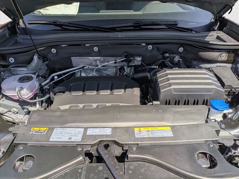 New 2026 Volkswagen Atlas Cross Sport SE image 16