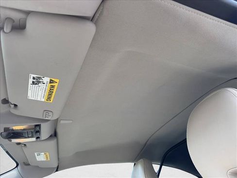 Used 2012 Volvo C70 T5 FWD image 13