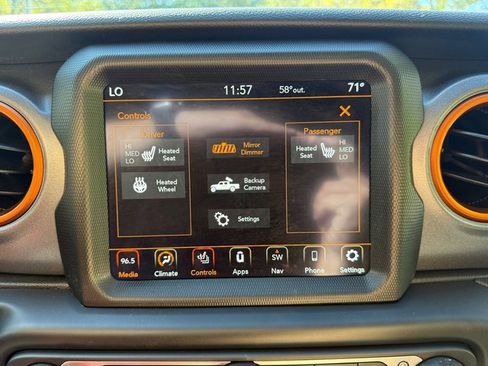 Used 2021 Jeep Gladiator Mojave image 23