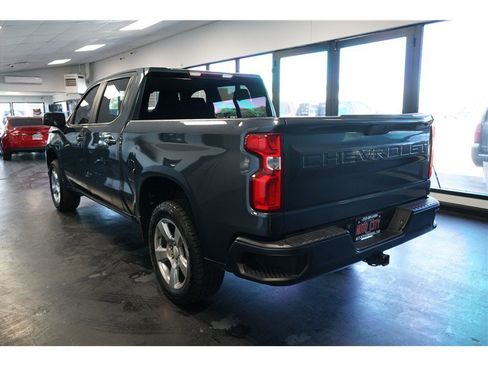 Used 2021 Chevrolet Silverado 1500 RST RWD image 5