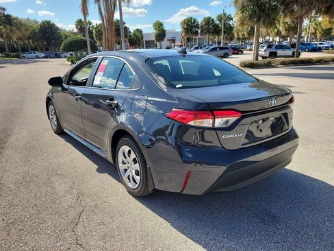 New 2026 Toyota Corolla LE FWD image 4