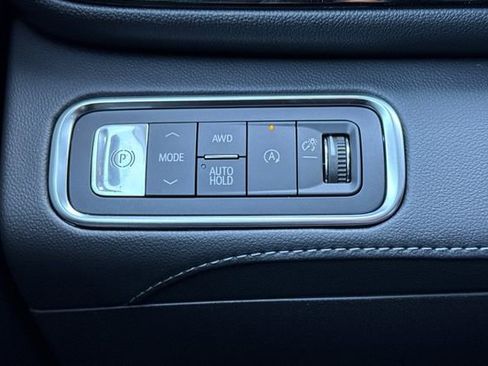New 2026 GMC Terrain Elevation w/ Elevation Premium Package AWD/4WD image 35