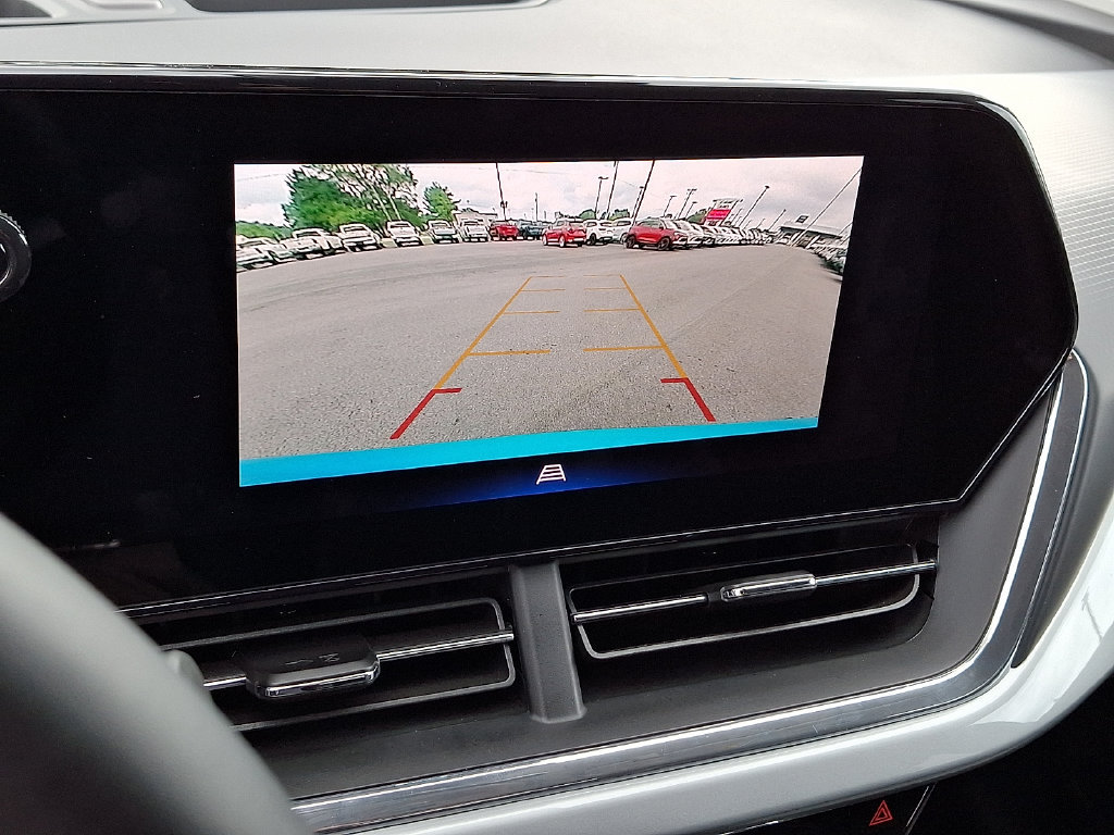 Used 2026 Chevrolet Trax LT w/ Driver Confidence Package FWD image 20