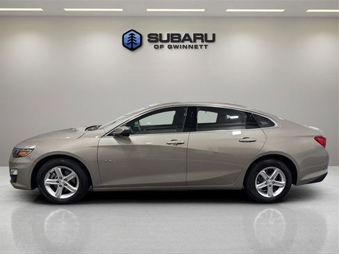 Used 2024 Chevrolet Malibu LT image 2