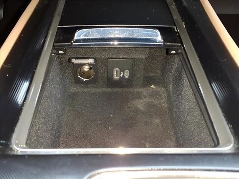 Used 2022 Lincoln Corsair Reserve w/ Equipment Group 201A image 15