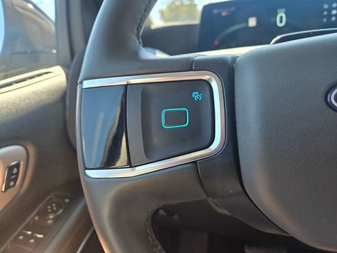 Certified 2025 Ford Expedition Active AWD/4WD image 29