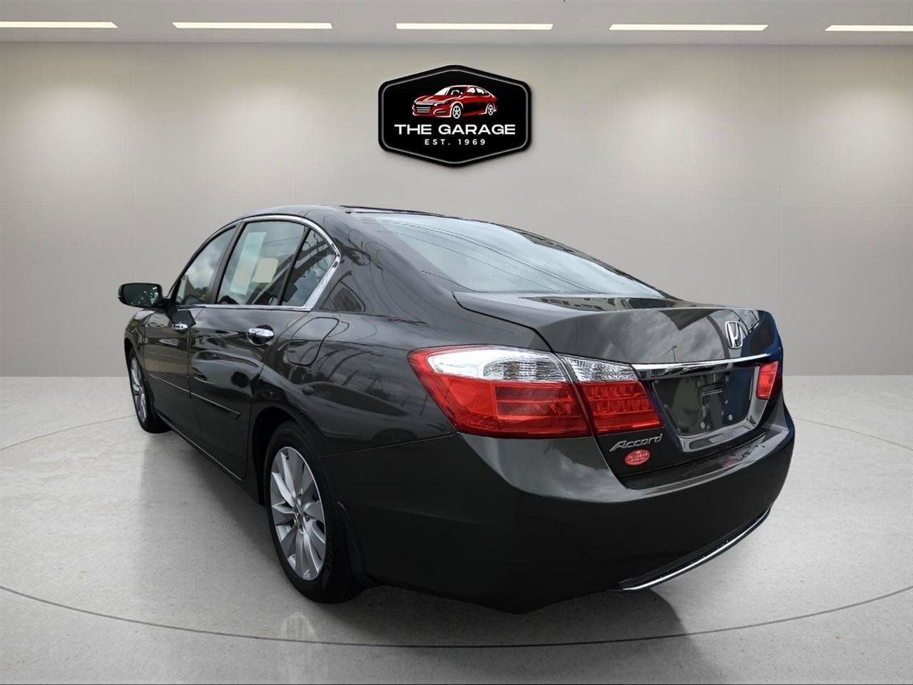 Used 2015 Honda Accord EX-L image 4