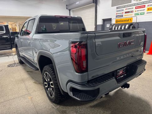 Used 2024 GMC Sierra 1500 AT4 w/ Technology Package image 7