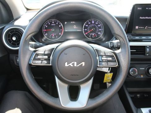 Used 2023 Kia Forte LXS FWD image 13