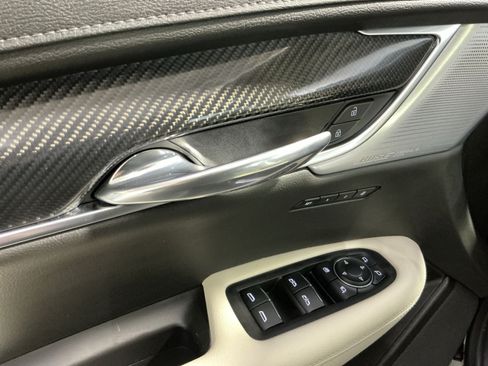 Used 2024 Cadillac XT6 Sport AWD/4WD image 16