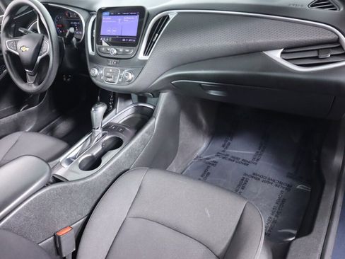 Used 2020 Chevrolet Malibu LS w/ Driver Confidence Package image 37