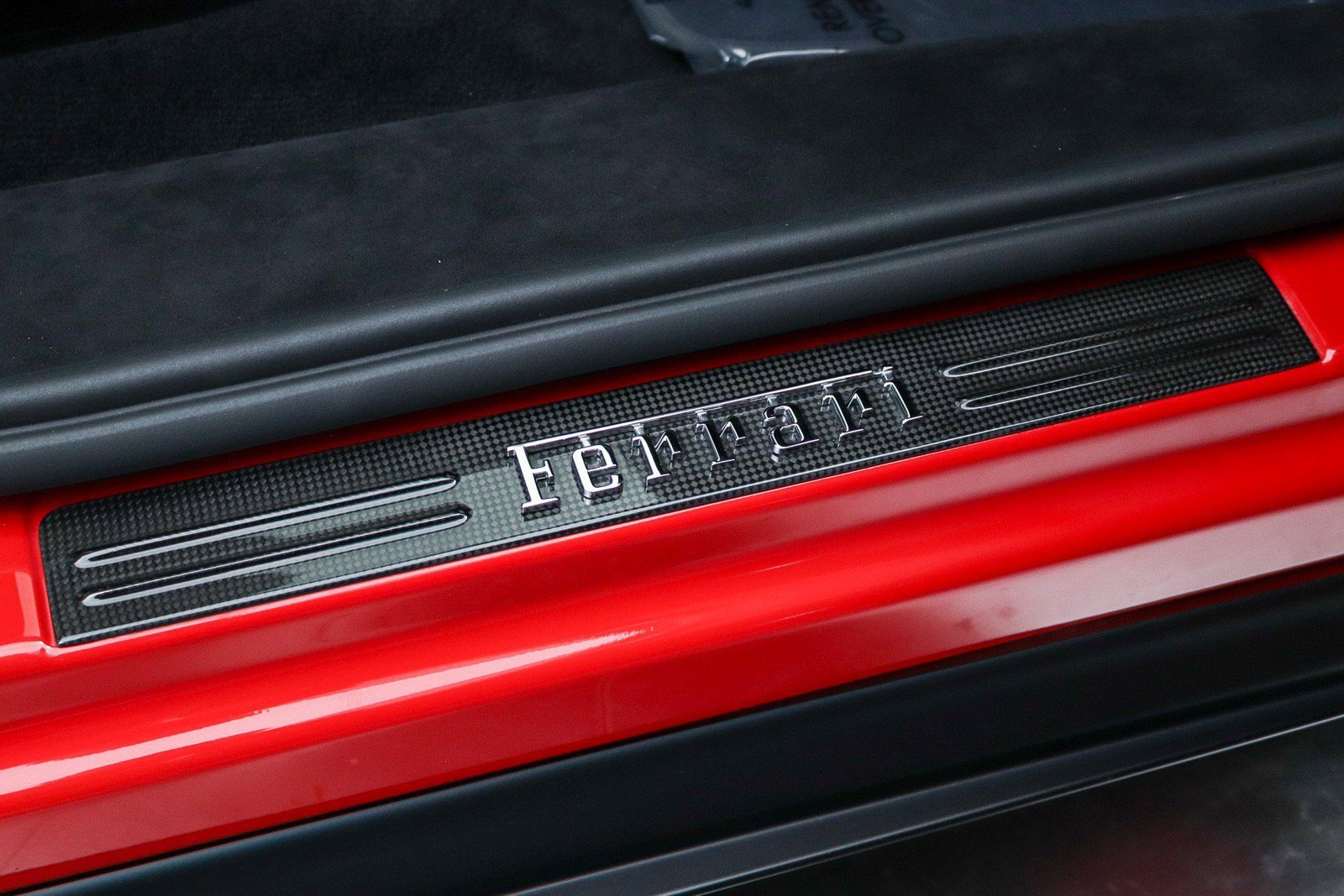 Used 2024 Ferrari Purosangue AWD/4WD image 21