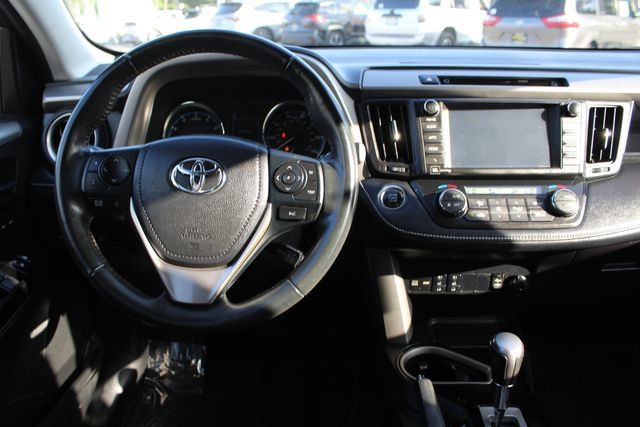 Used 2016 Toyota RAV4 Limited w/ Advanced Technology Package AWD/4WD image 32