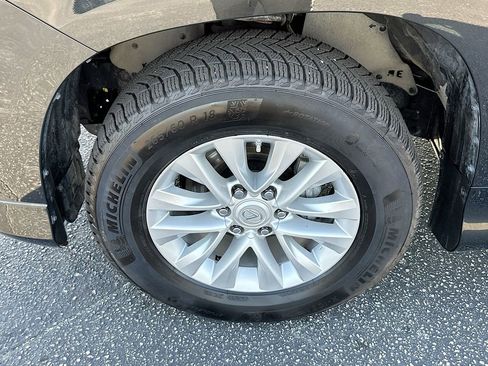 Used 2023 Lexus GX 460 Premium image 31