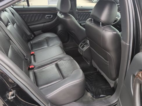 Used 2016 Ford Taurus Limited w/ Driver Assist Package image 19