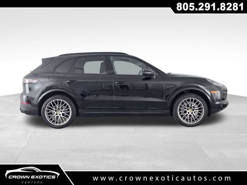Used 2022 Porsche Cayenne Platinum Edition AWD/4WD image 8