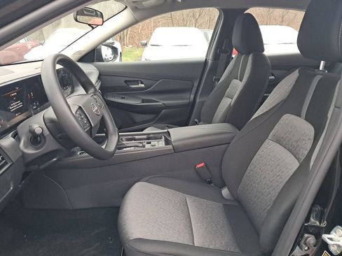 New 2026 Nissan Sentra SV FWD image 9