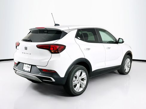 Used 2025 Buick Encore GX Preferred AWD/4WD image 9