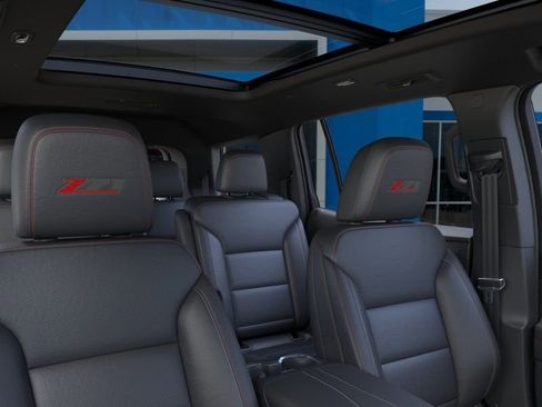 New 2026 Chevrolet Traverse Z71 image 24