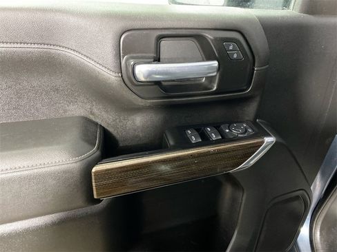 Used 2020 Chevrolet Silverado 2500 LT w/ Convenience Package image 13