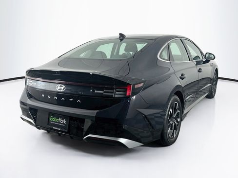 Used 2025 Hyundai Sonata SEL FWD image 9
