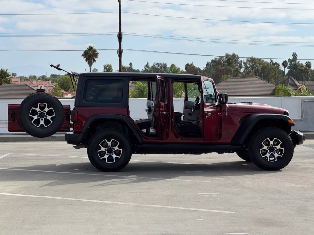 Used 2021 Jeep Wrangler Unlimited Rubicon AWD/4WD image 29