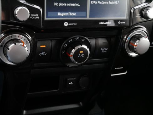Certified 2024 Toyota 4Runner TRD Off-Road AWD/4WD image 23