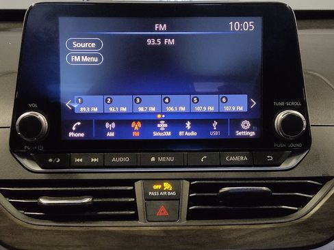 Used 2023 Nissan Altima 2.5 SV FWD image 25