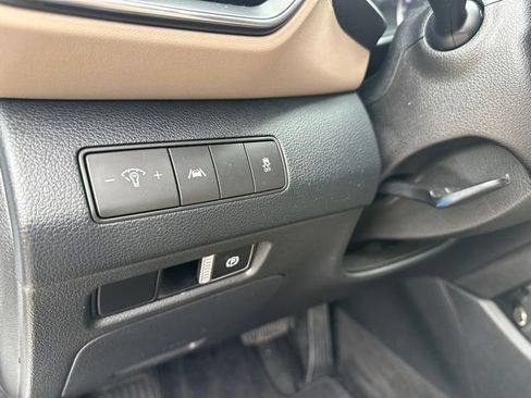 Used 2022 Hyundai Santa Fe SEL AWD/4WD image 16