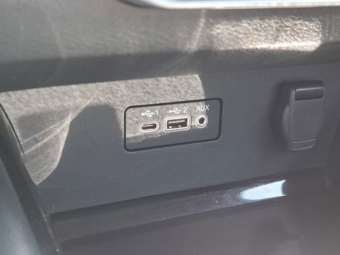 Used 2023 Nissan Altima 2.5 SV FWD image 31