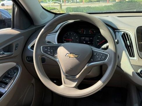 Used 2024 Chevrolet Malibu LT FWD image 13